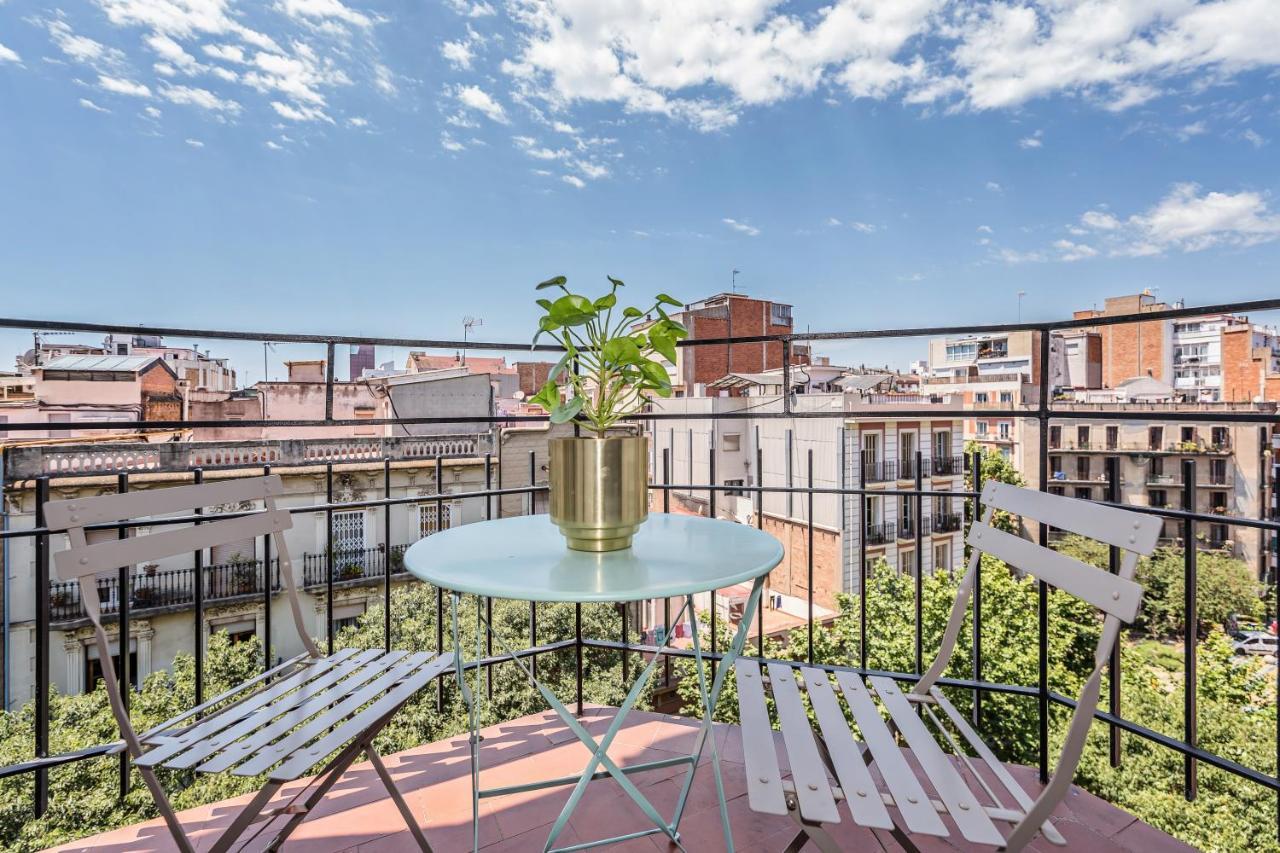 Rocafort In Eixample Barcelona Exterior photo