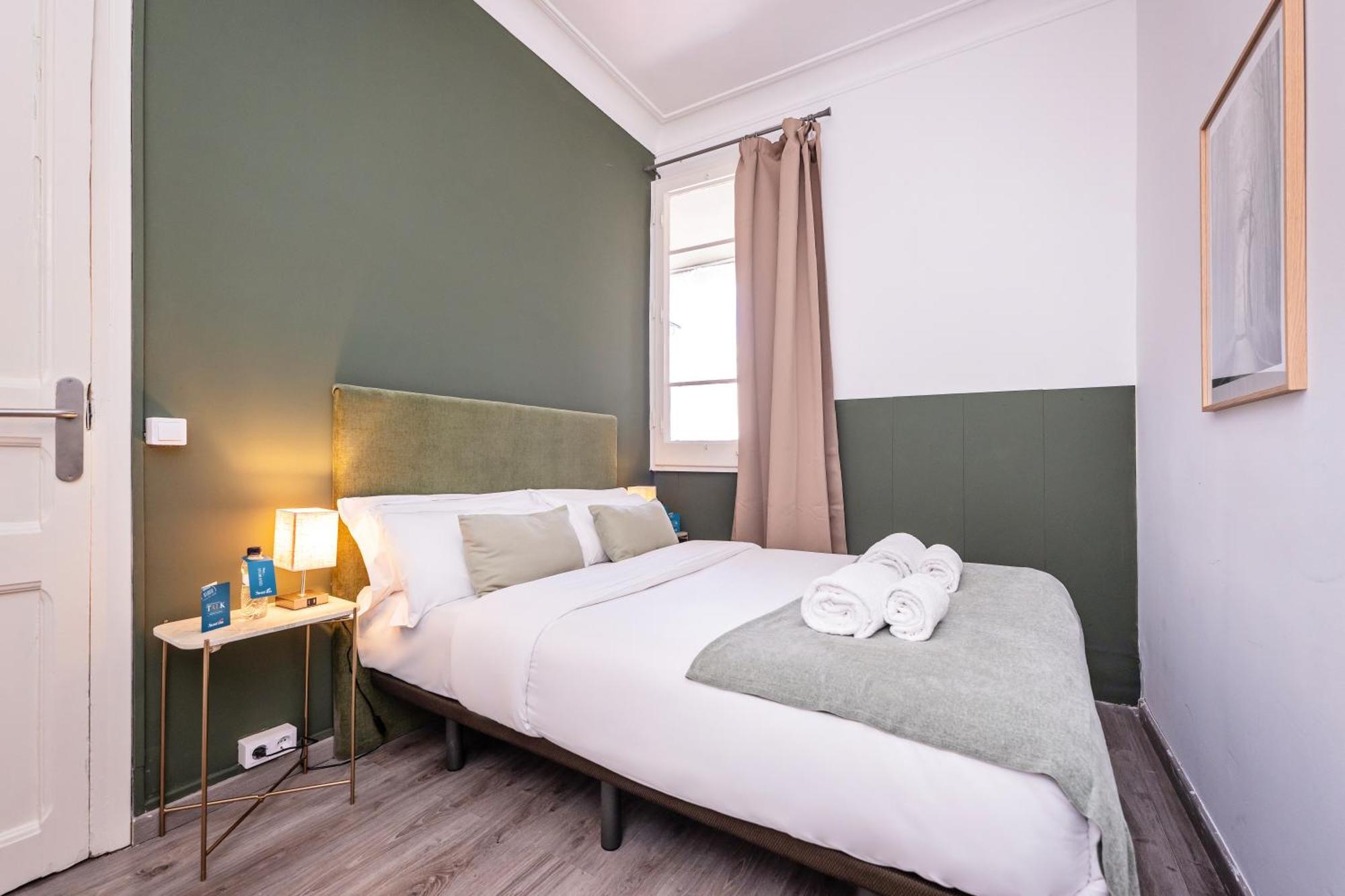 Rocafort In Eixample Barcelona Room photo